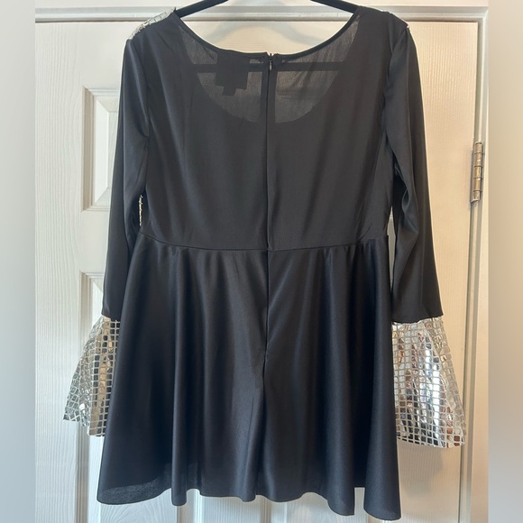 Disco 🪩 Diva Costume - Picture 7 of 12